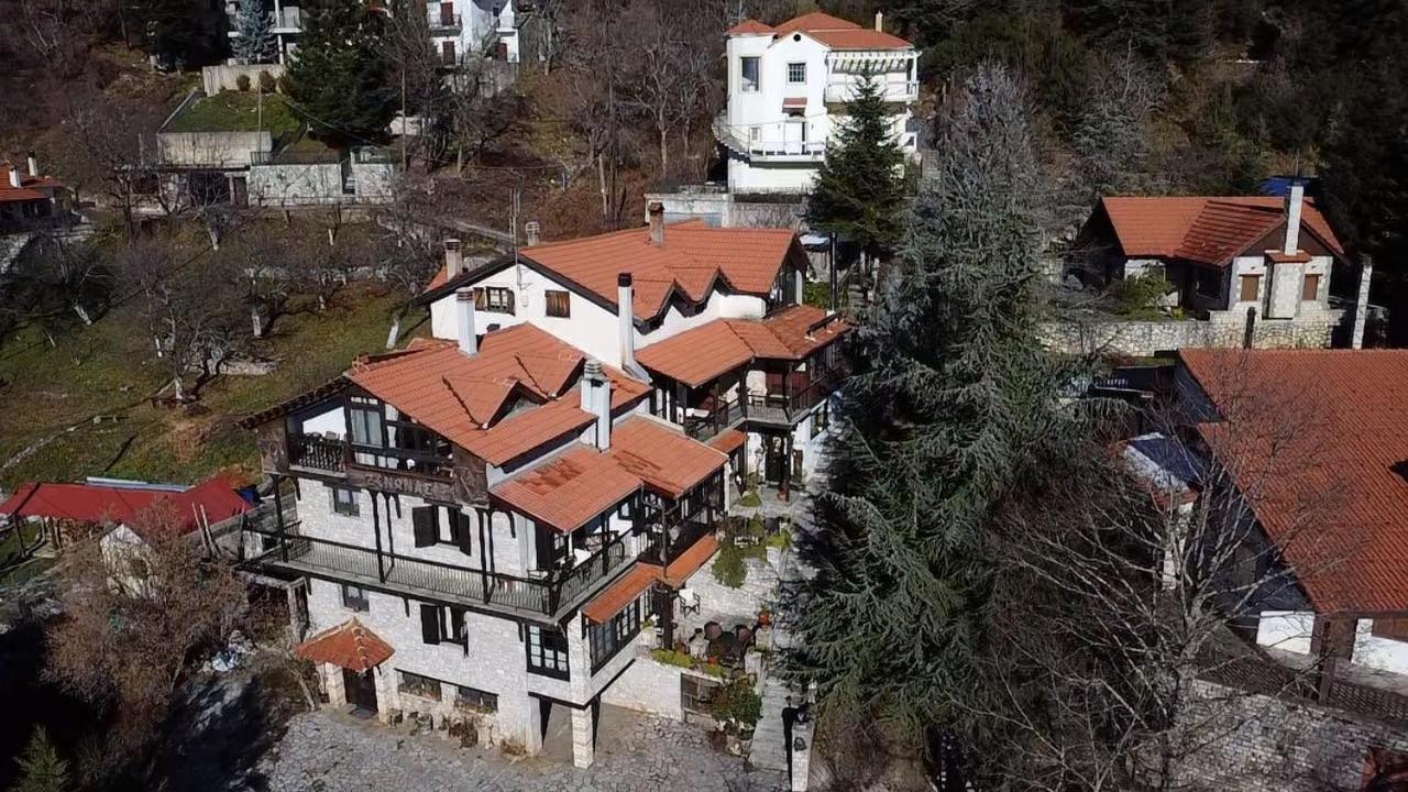 Xenonas Brizi Hotell Eláti Exteriör bild